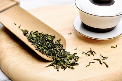 新锐远博茶叶 荷叶茶的视觉叙事与产品美学